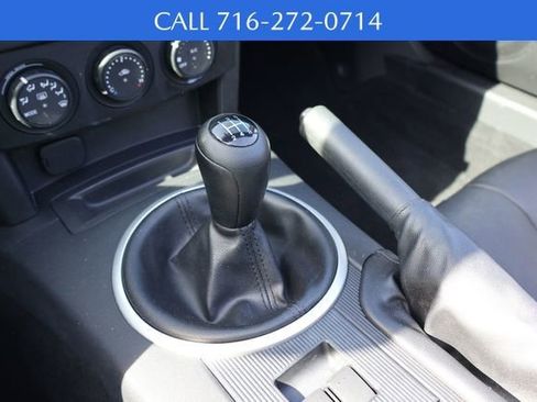 Used 2008 MAZDA MX-5 Miata Sport w/ Convenience Pkg image 15