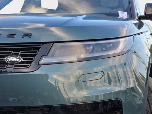New 2026 Land Rover Range Rover Sport Dynamic SE AWD/4WD image 33