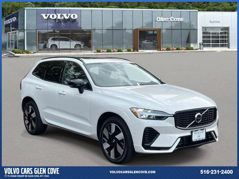 Used 2024 Volvo XC60 T8 Plus w/ Protection Package Premier image 1