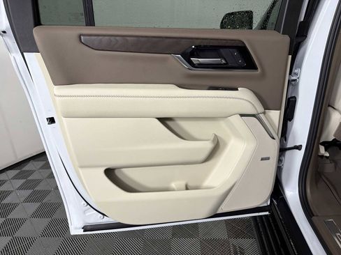 New 2026 GMC Yukon XL Denali w/ Sun & Power Step Package image 24