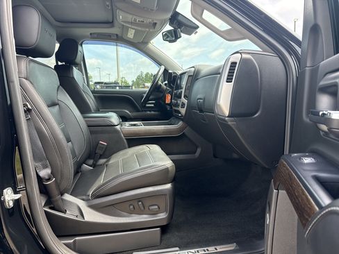 Used 2018 GMC Sierra 1500 Denali w/ Denali Ultimate Package AWD/4WD image 14