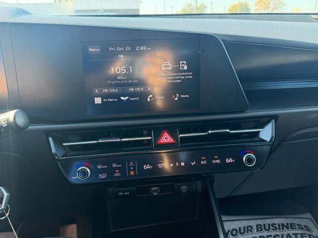 Used 2023 Kia Niro LX FWD image 16