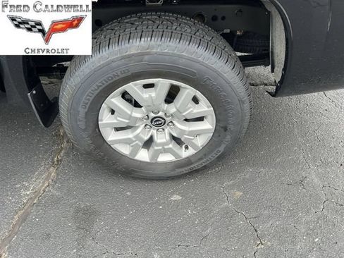 Used 2023 Nissan Frontier SV AWD/4WD image 38