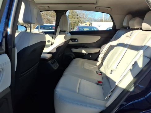 Certified 2023 Nissan Ariya FWD image 13