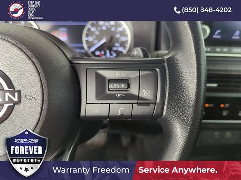 Used 2023 Nissan Rogue S FWD image 22