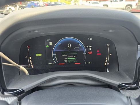 Certified 2025 Toyota Camry SE image 18