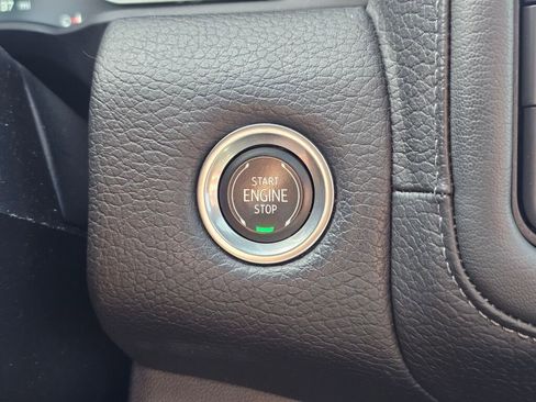 Used 2022 GMC Yukon Denali w/ Max Trailering Package AWD/4WD image 18
