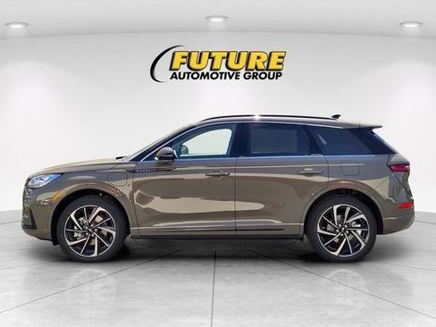 New 2025 Lincoln Corsair Grand Touring w/ Equipment Group 302A AWD/4WD image 21