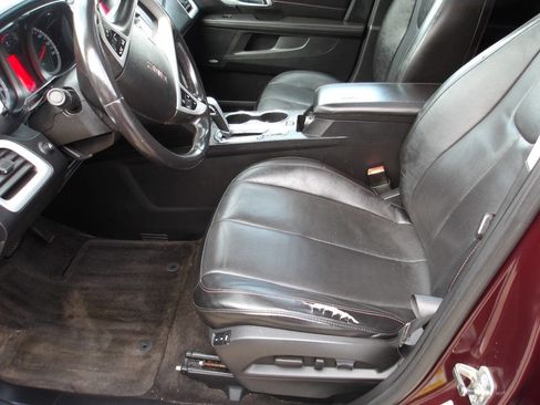 Used 2011 GMC Terrain SLT image 7