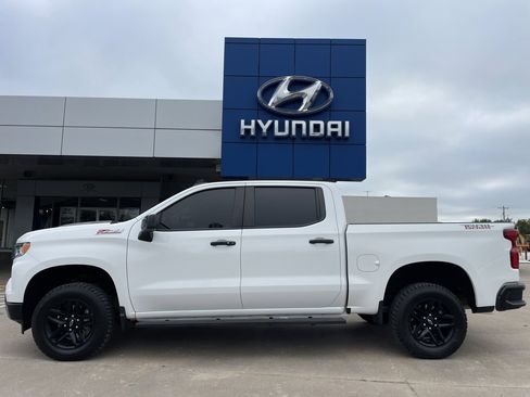 Used 2024 Chevrolet Silverado 1500 LT Trail Boss w/ Protection Package image 1