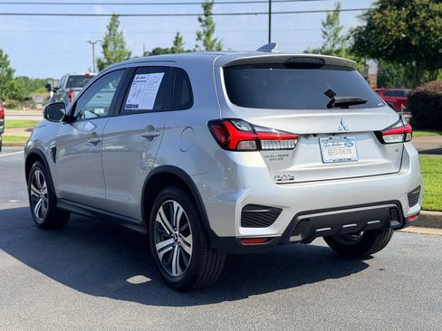 Used 2024 Mitsubishi Outlander Sport SE AWD/4WD image 6