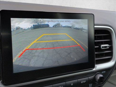 Used 2020 Hyundai Venue SEL w/ Convenience Package image 17