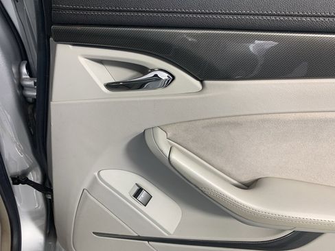 Used 2009 Cadillac CTS V image 37