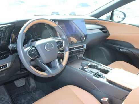 Used 2024 Lexus RX 350h w/ Convenience Package AWD/4WD image 12