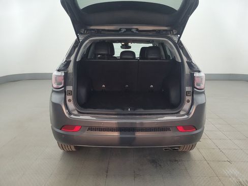 Used 2022 Jeep Compass Limited AWD/4WD image 29
