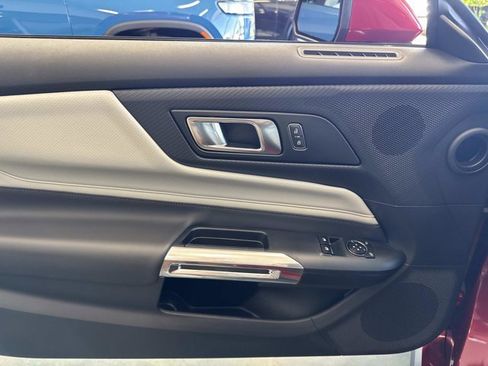 Used 2024 Ford Mustang GT Premium image 11