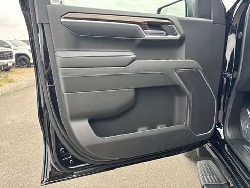 New 2026 GMC Sierra 1500 Elevation w/ LPO, Elevation Black Package RWD image 19