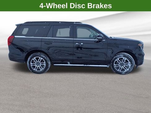 Used 2025 Ford Expedition Active image 35