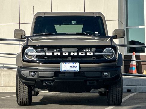 New 2025 Ford Bronco Outer Banks image 8