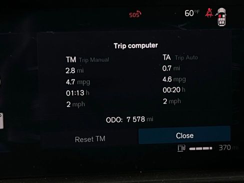 Used 2025 Volvo XC90 B6 Plus image 18