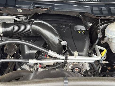 Used 2019 RAM 1500 Big Horn AWD/4WD image 30