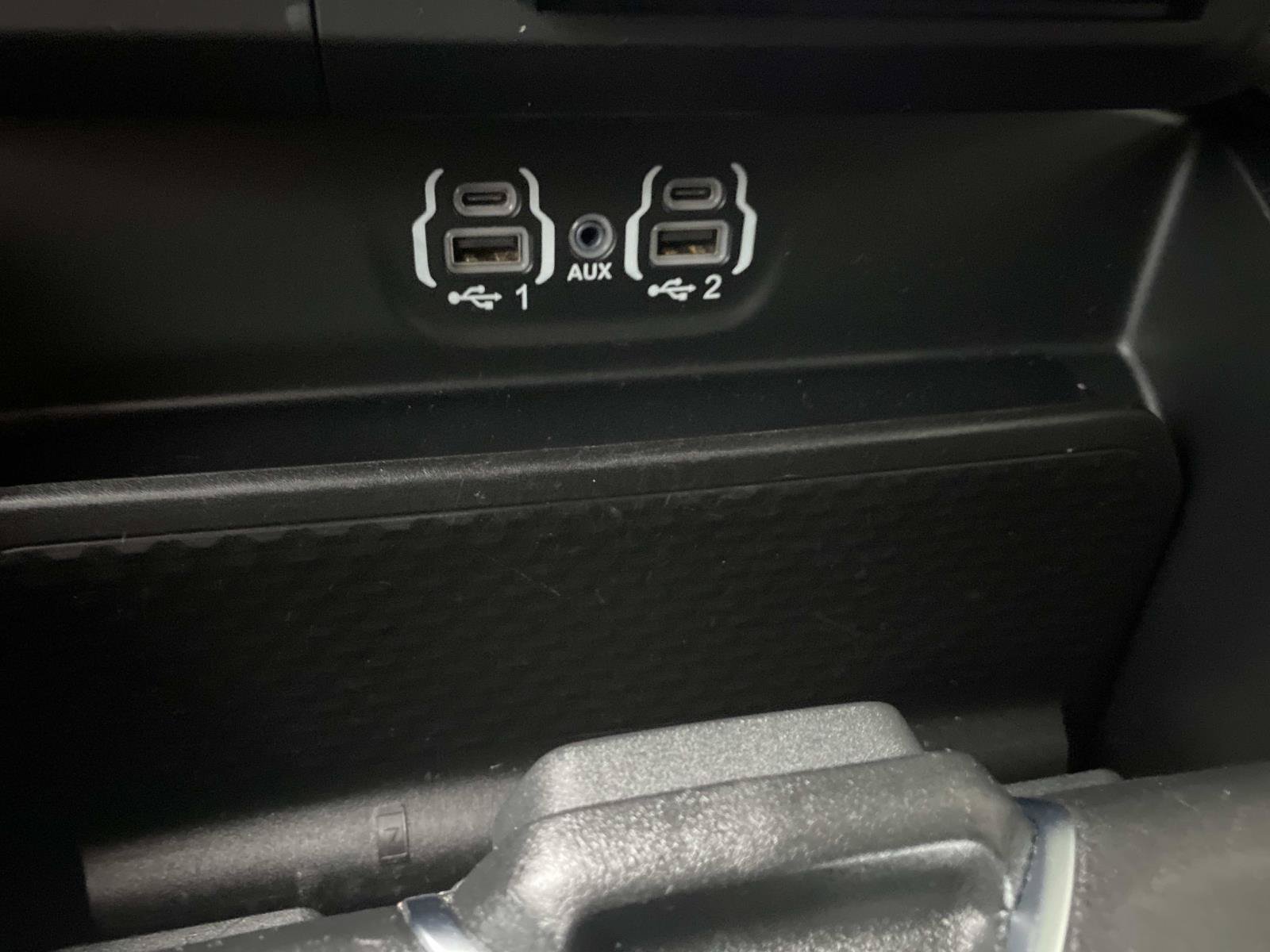 Used 2024 RAM 1500 Laramie RWD image 17