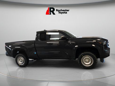 Used 2025 Toyota Tacoma SR RWD image 2