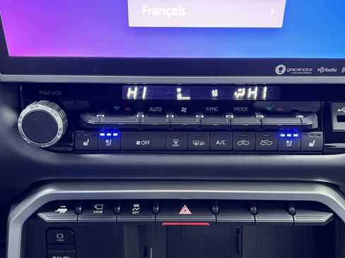 Used 2022 Toyota Tundra Platinum image 28