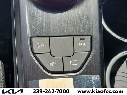 New 2026 Kia Sportage LX FWD image 28