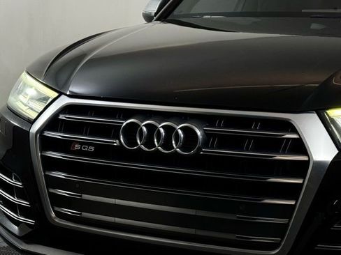 Used 2018 Audi SQ5 Premium Plus w/ Navigation Package image 12