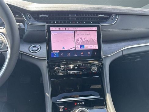 New 2025 Jeep Grand Cherokee L Limited w/ Luxury Tech Group II image 23