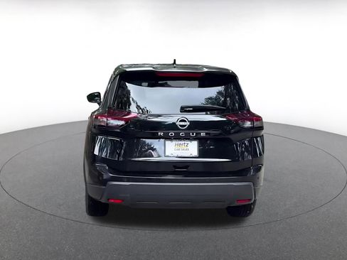 Used 2025 Nissan Rogue SV FWD image 12