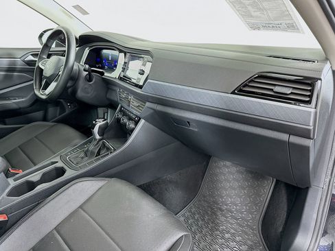 Used 2024 Volkswagen Jetta SE FWD image 30