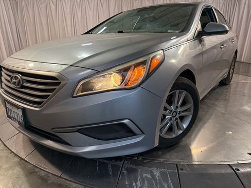 Used 2017 Hyundai Sonata SE image 10