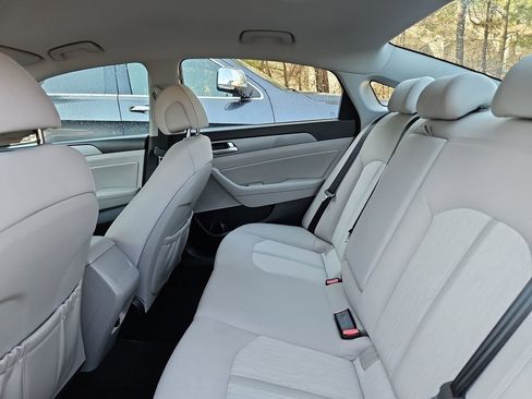 Used 2016 Hyundai Sonata SE image 27