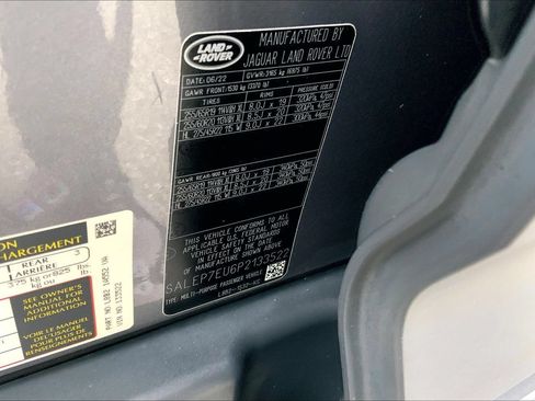 Certified 2023 Land Rover Defender 110 SE AWD/4WD image 33