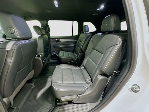 New 2026 Buick Enclave Sport Touring FWD image 25