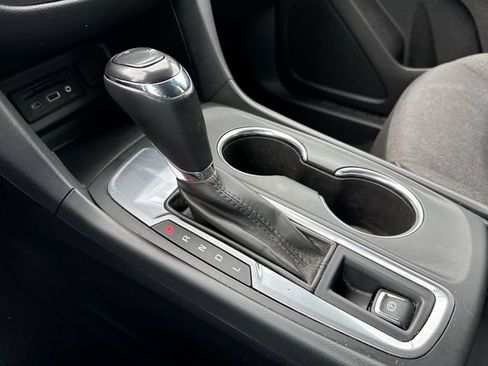 Certified 2019 Chevrolet Equinox LT FWD image 20