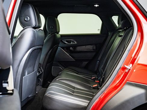 Used 2021 Land Rover Range Rover Velar R-Dynamic S image 38