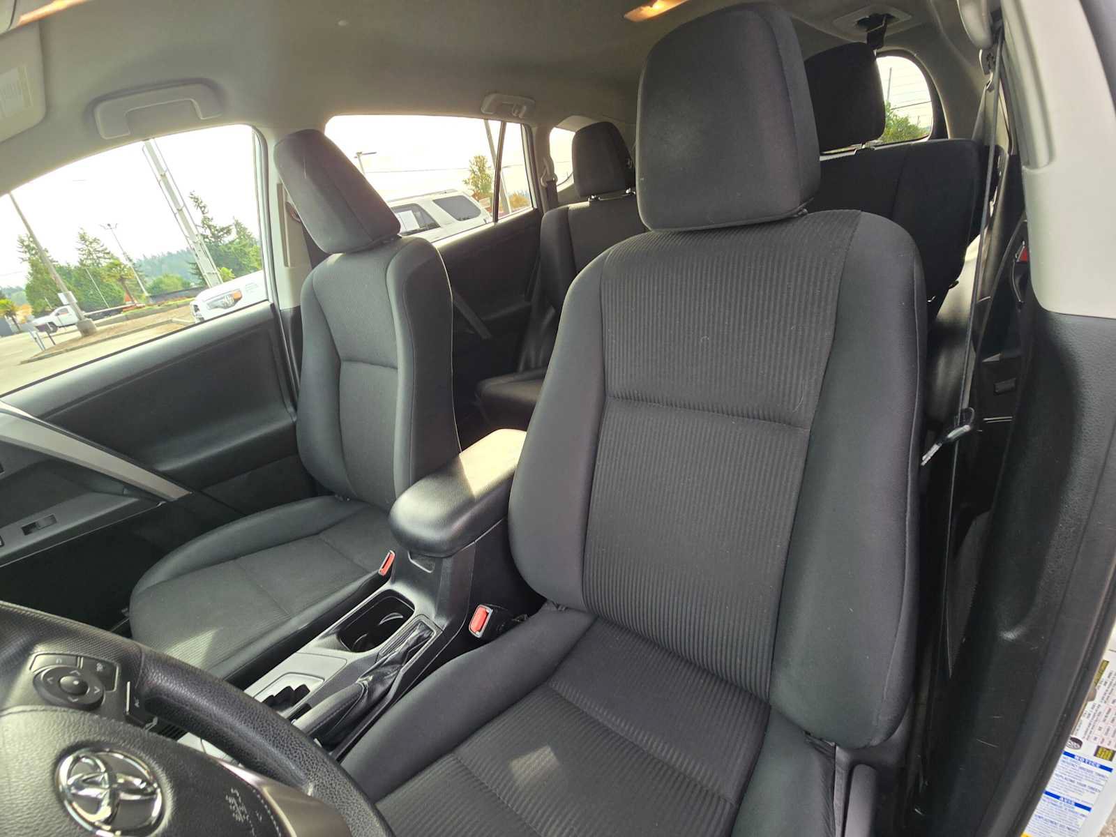 Used 2017 Toyota RAV4 LE w/ All Weather Liner Package AWD/4WD image 22
