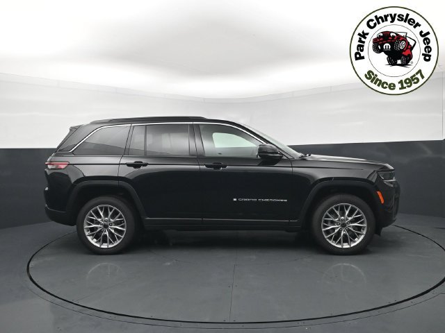 New 2027 Jeep Grand Cherokee Limited AWD/4WD image 6