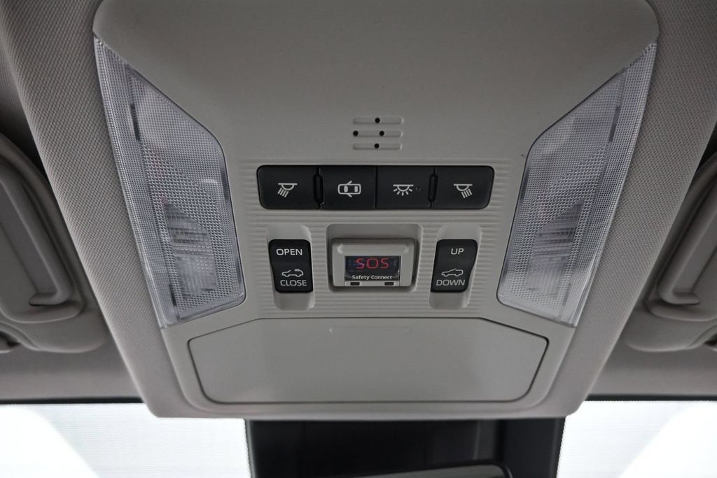 Used 2019 Toyota RAV4 Limited w/ Cold Weather Package AWD/4WD image 40