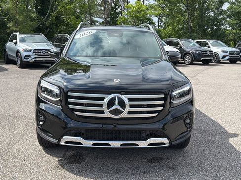 Used 2026 Mercedes-Benz GLB 250 image 3