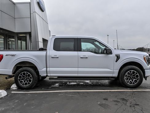 Certified 2022 Ford F150 XLT w/ Equipment Group 302A High image 9