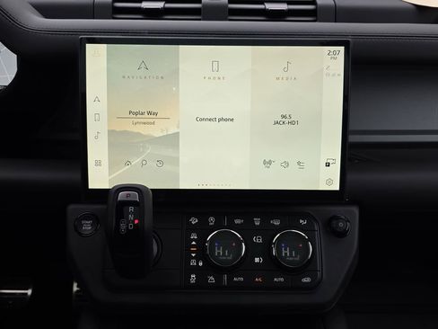 New 2026 Land Rover Defender 110 OCTA AWD/4WD image 19