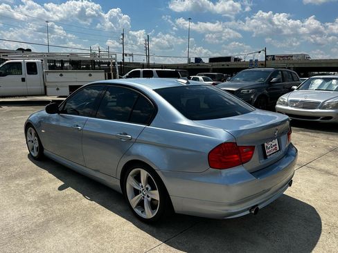 Used 2010 BMW 335i Sedan RWD image 3