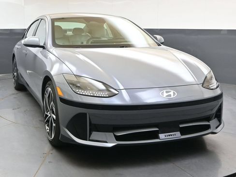 Certified 2024 Hyundai Ioniq 6 SEL AWD/4WD image 8