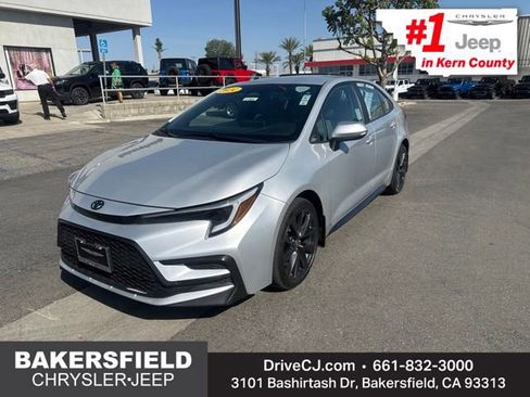Used 2024 Toyota Corolla SE FWD image 1
