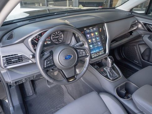 Certified 2025 Subaru Outback Onyx Edition w/ Popular Package #2 image 9