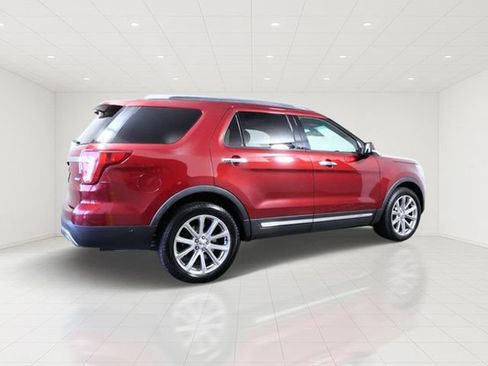 Used 2016 Ford Explorer Limited w/ Equipment Group 301A AWD/4WD image 6